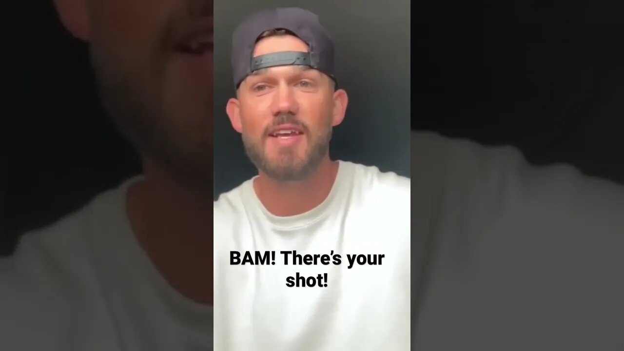 Don’t EVER turn off the TV!😂🤣