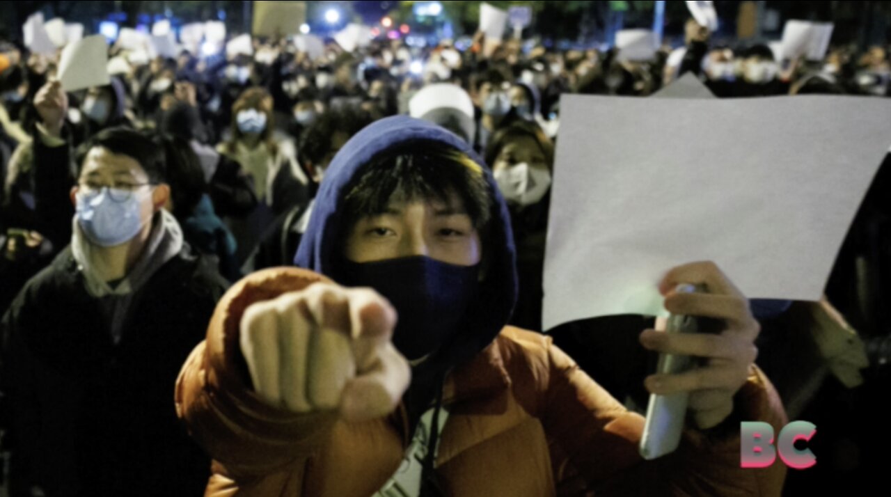 New Symbol of Protest in China Roils Censors: Blank White Sheets Of Paper