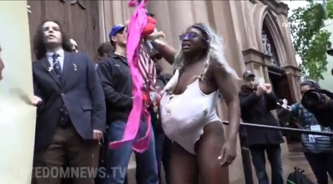 Pro Abortion Crazy Screams 'I'm Killing The Babies' In NYC