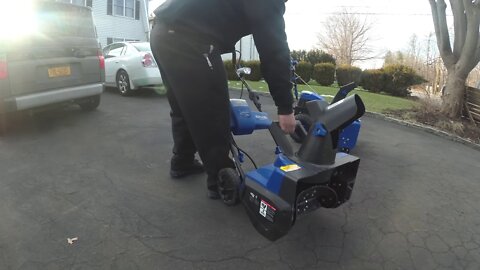 SNOW JOE ION18SB 40v Battery Powered Cordless Single Stage Snow Blower Review SUN JOE
