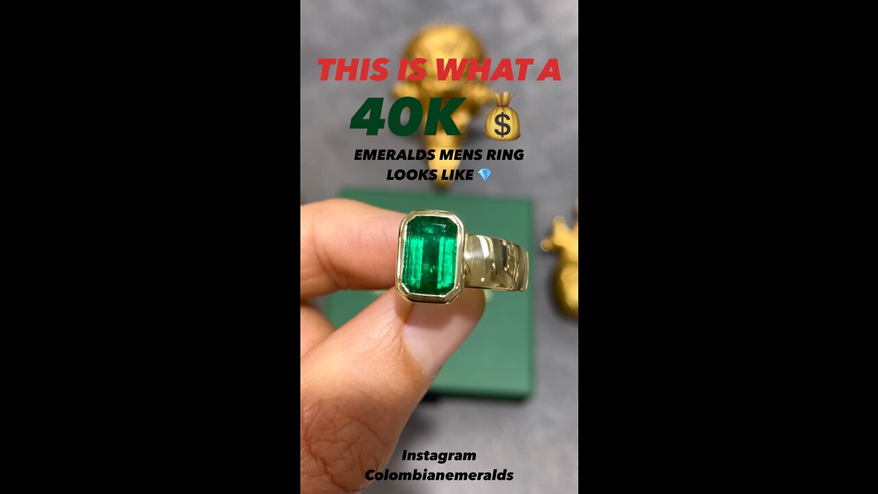 3.31 Ct GIA certified VIVID DARK GREEN emerald cut Colombian emerald Solitaire mens pinky ring 18K