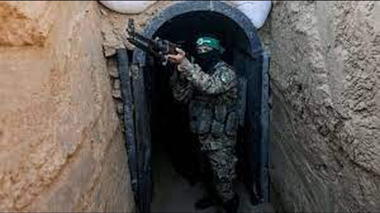 Israel targets Hamas_s labyrinth of tunnels under Gaza - BBC News