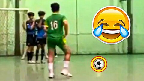 BEST SOCCER FOOTBALL VINES & TIKTOK'S 🤣 FAILS, SKILLS, GOALS