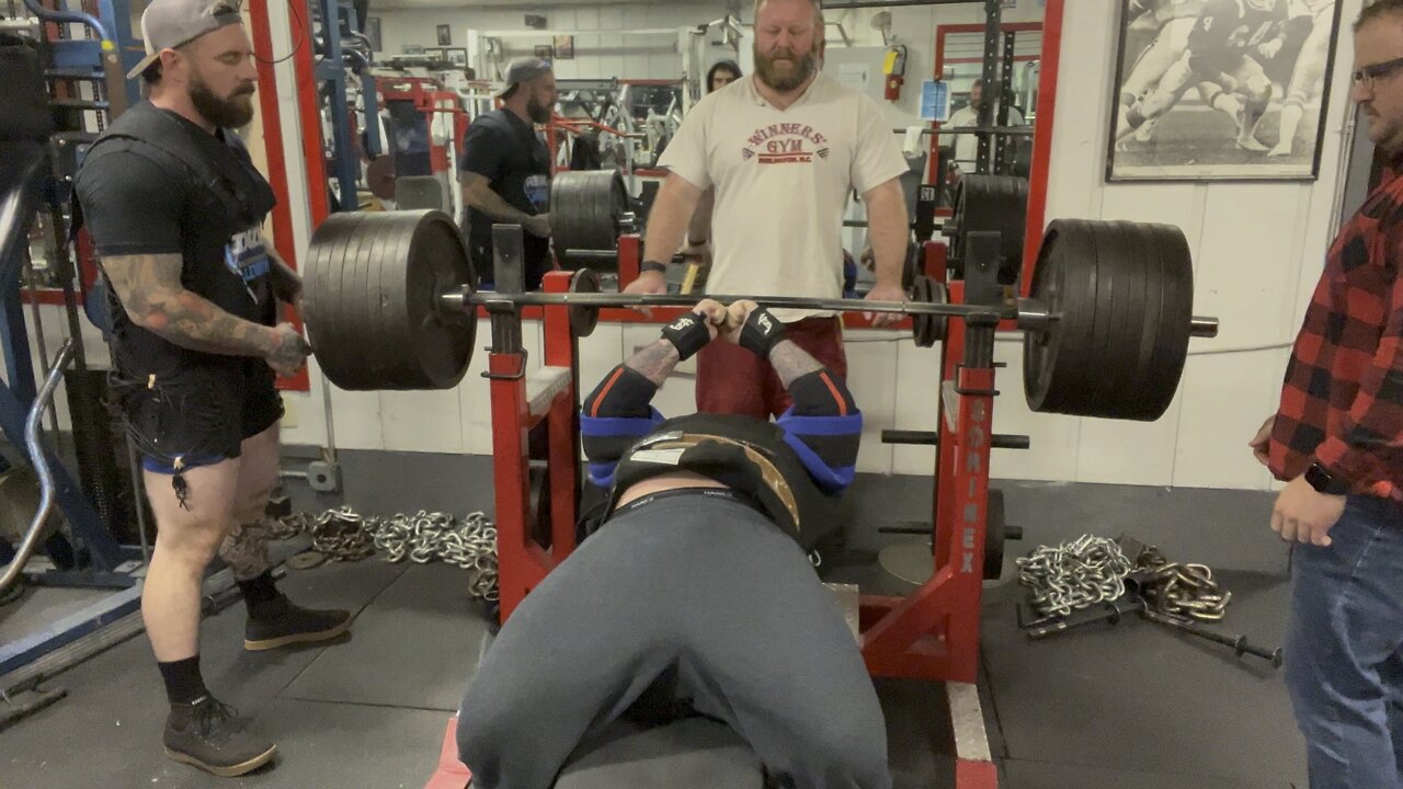 765 Bench Press - Powerlifting