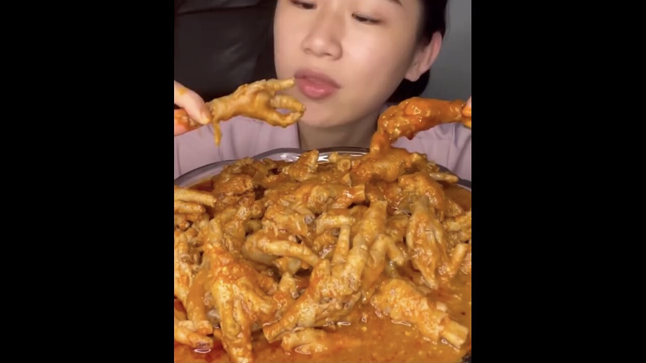 Spicy chicken feet