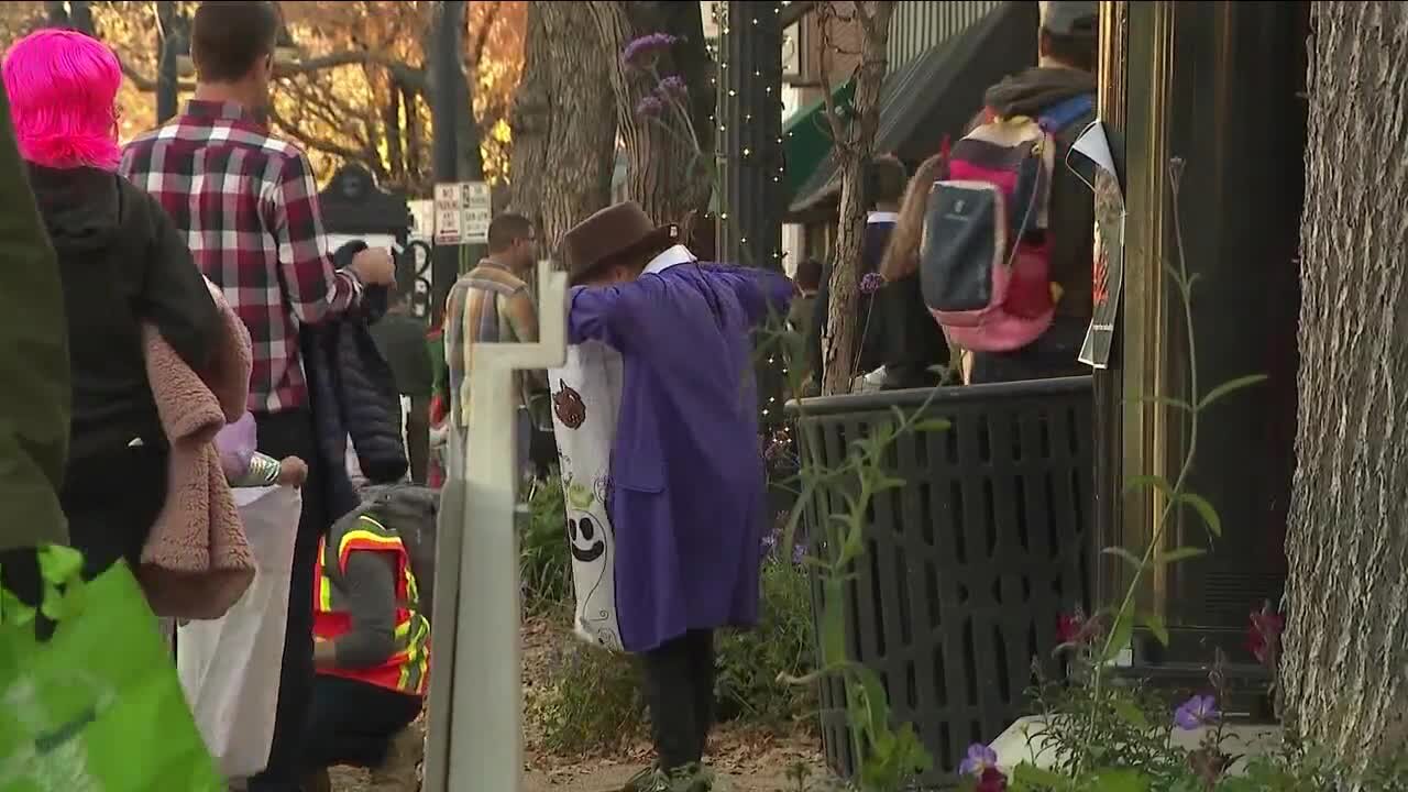 Trick-or-treaters hit Denver streets