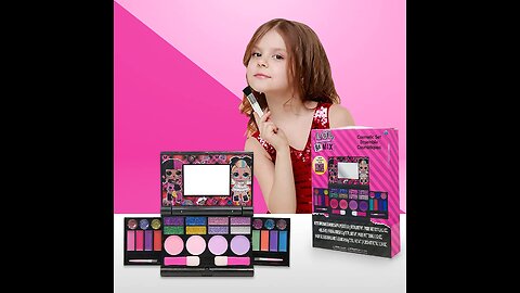 Rainbow High - Townley Girl Beauty Compact Set Kit with Brushes, 4 Eye Shadows, 8 Lip Gloss & 4...