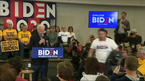 Quid Pro Joe Biden Gets Heckled By A Campaign Event Attendee Wearing A “Settle For Biden” Shirt