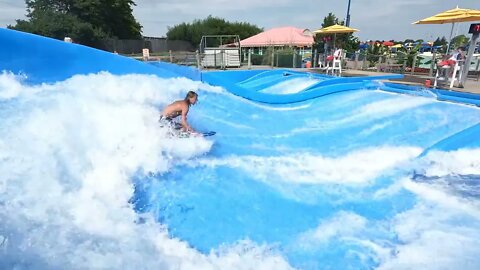 flowrider - Howie - 2 Soak City, Kings Island