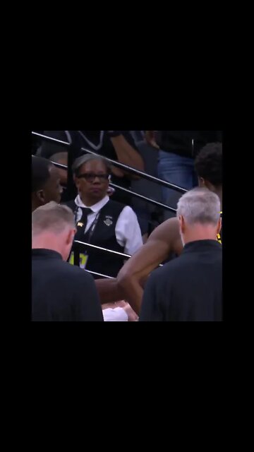 𝗗𝗿𝗮𝗺𝘆𝗼𝗻𝗱 𝗚𝗿𝗲𝗲𝗻 𝗬𝗲𝗹𝗹𝗶𝗻𝗴 𝗮𝘁 𝘁𝗵𝗲 𝗕𝗲𝗻𝗰𝗵 𝗗𝘂𝗿𝗶𝗻𝗴 𝗧𝗶𝗺𝗲𝗼𝘂𝘁 👀