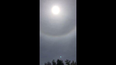 Circle around the Sun