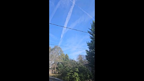 chem trails before Thanksgiving.