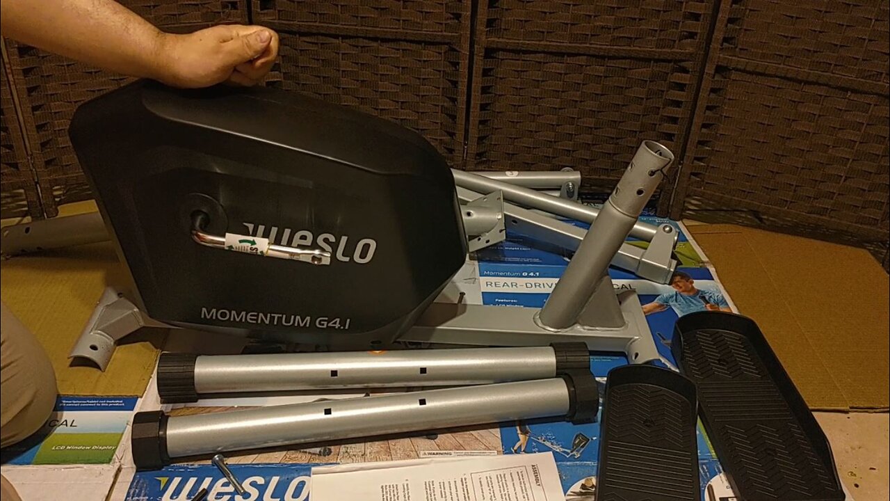 Weslo Momentum G 4.1 Eliptical Assembly?