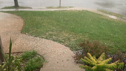 Kansas Hail but NO Tornado