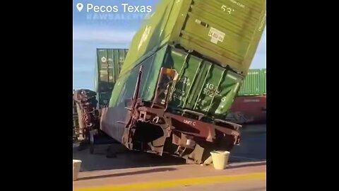 Train derails after hitting a trailer on the tracks in Pecos Texas