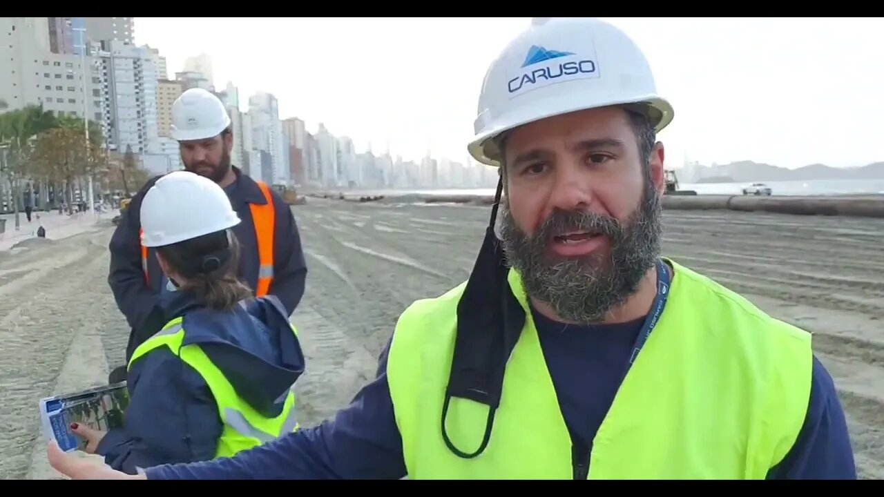 Invadimos a obra de alargamento da Praia Central de Balneário Camboriú