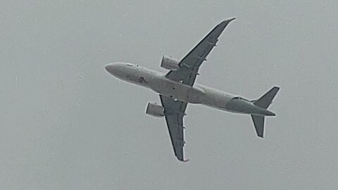 Airbus A320NEO PR-XBA departing to São Paulo from Fortaleza