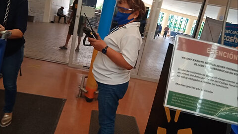 No existen los derechos humanos en Walmart. No al bozal, Mérida, Yucatán