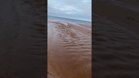 Interesting pattern in the water