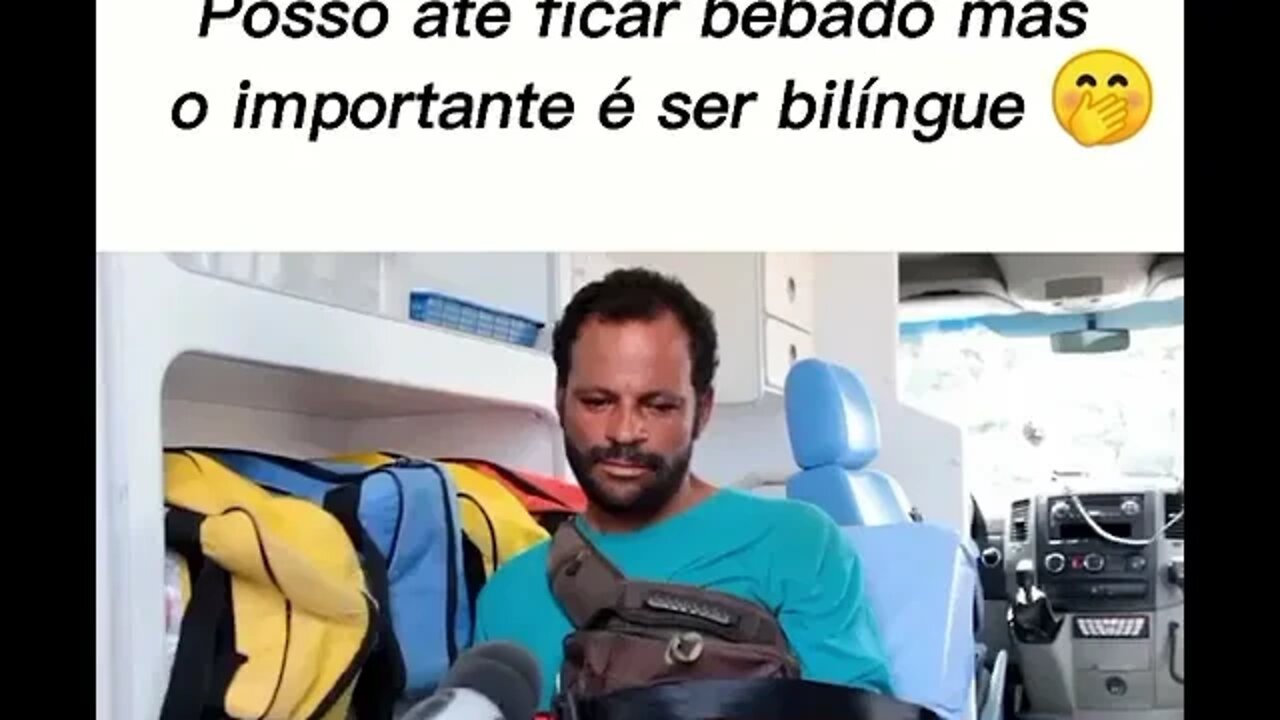 POSSO ATE FICAR BEBADO MAS O IMPORTANTE E SER BILINGUE ( MEME ) ( VIRALIZOU ) #shorts #meme #rindo