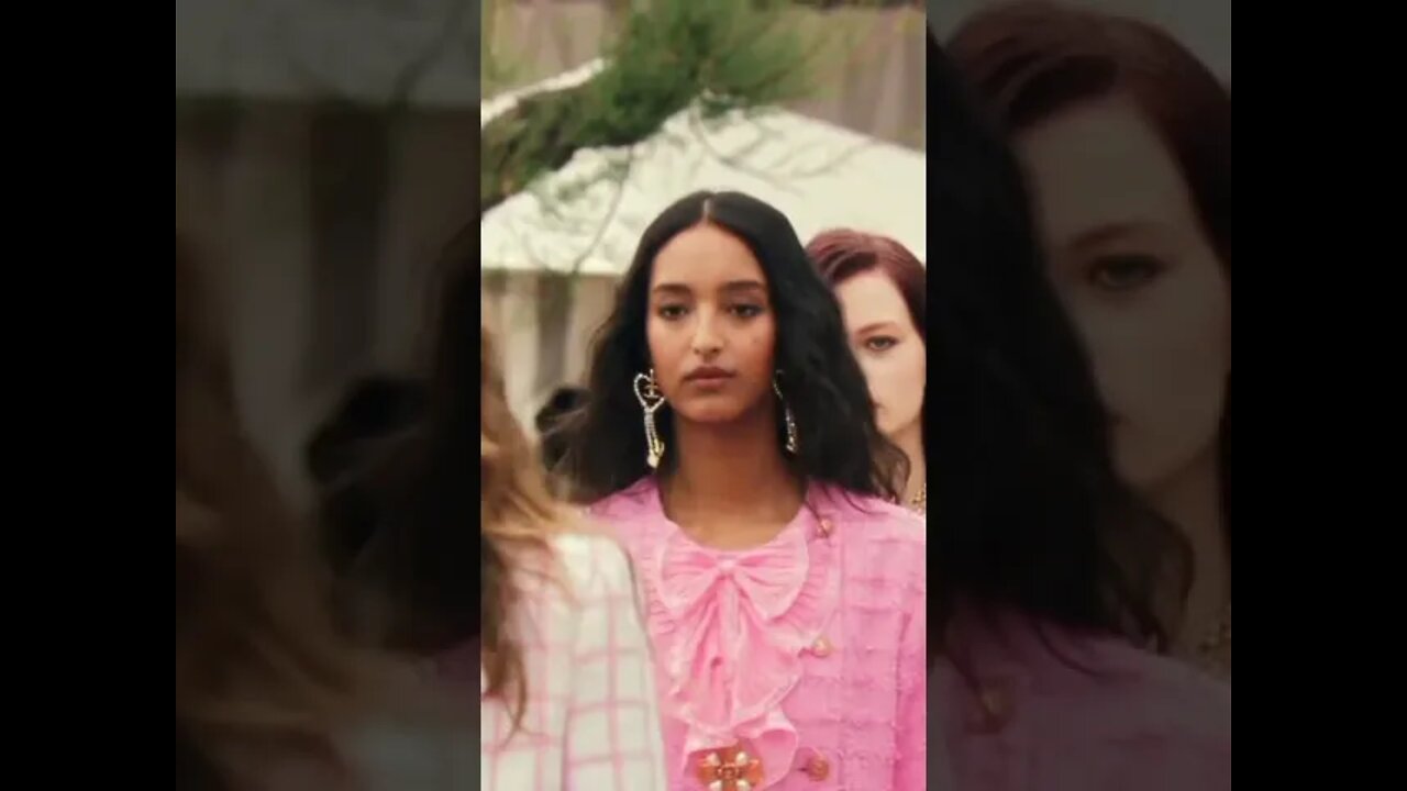 Chanel Cruise 2022/23 FashionShow Finale