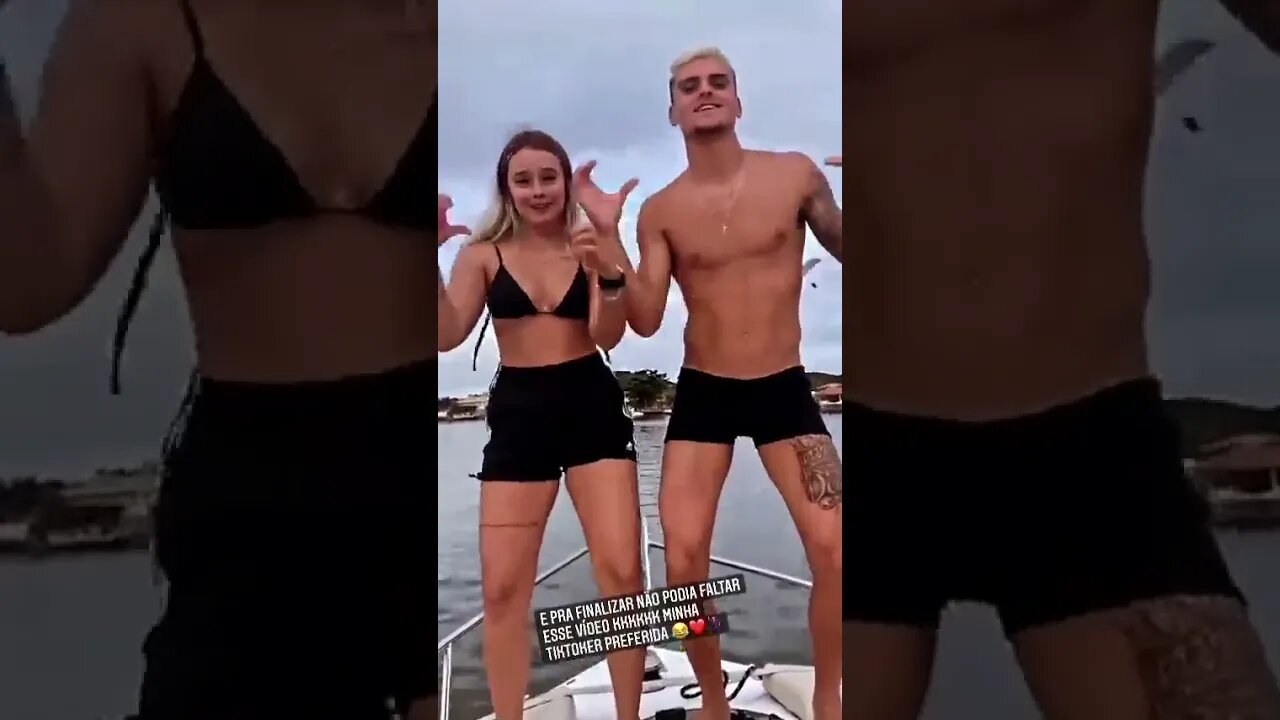 Gabriel Pec dançando tiktok nas férias