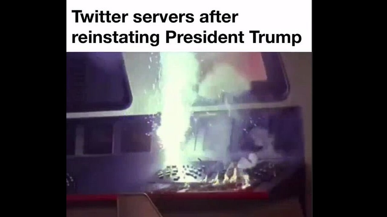 Twitter Servers Explode💥