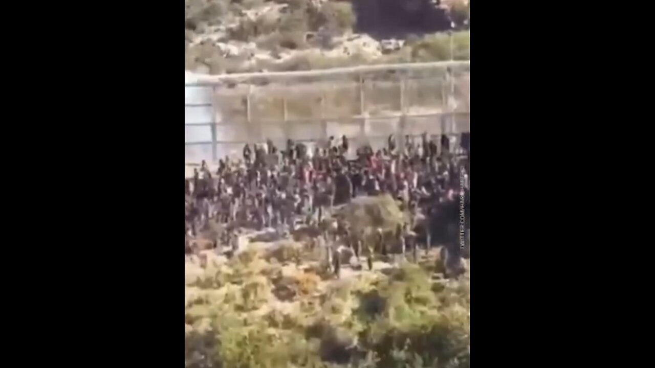 Italy 🇮🇹 is being invaded by illegal Africans