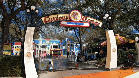 [4k] Curious George Goes to Town | Universal Studios Florida Full Tour