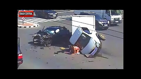 100 Shocking Road Rage and Car Crashes – Instant Karma Compilation | Idiots In Cars