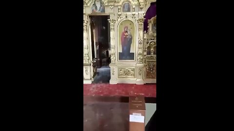 More footage of seizing the Ivano-Frankovsk Church by Ukrainian schismatics