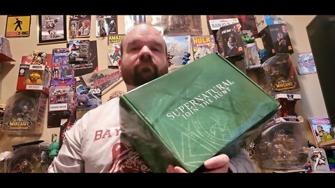 Attair Unboxes the 2020 Winter Supernatural Join the Hunt Box