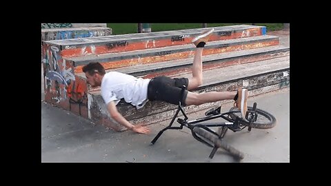 IDIOTS Outside! Fails Of The Week