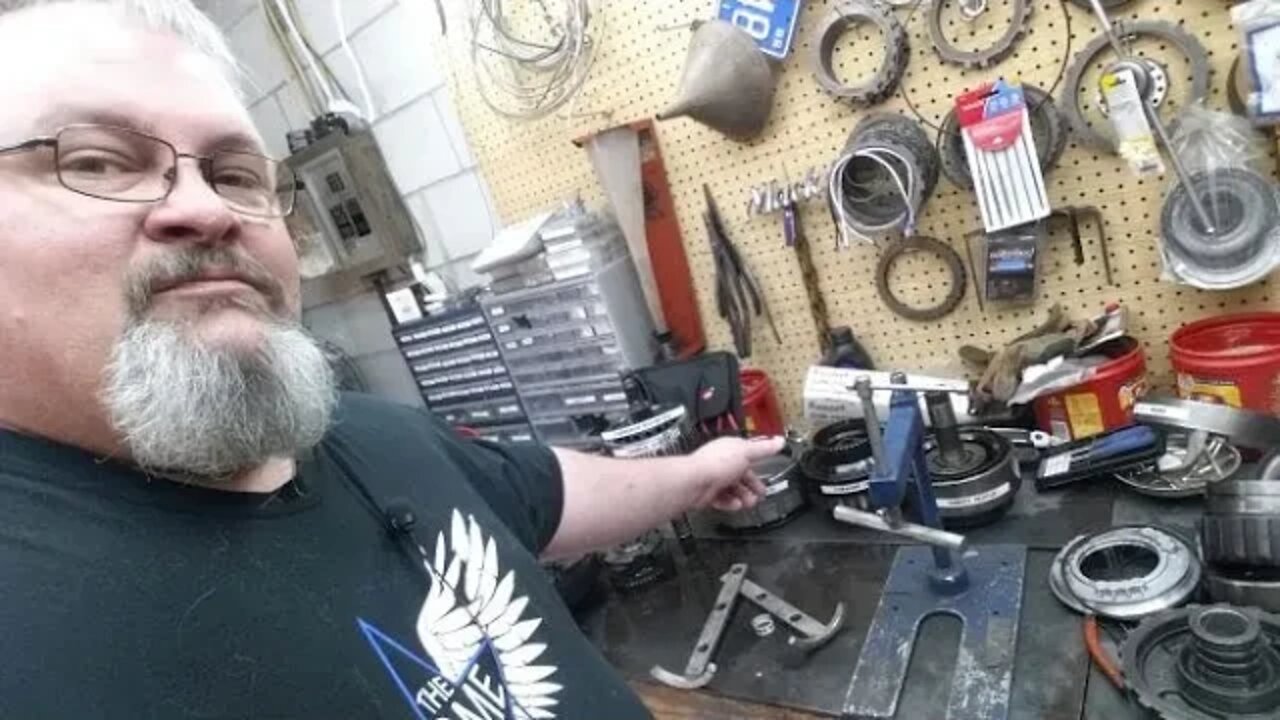 WE HAVE CARNAGE!! OH THE SMELL....Part 4 of our How-To Series on the GM 4L80e Transmission