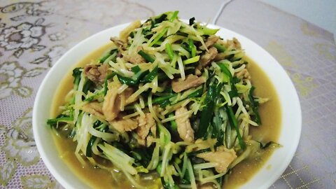 冬瓜瘦肉汤能减脂降压，清甜可口，豆芽炒韭菜是我的最爱，阿莫厨房日记｜Cook winter squash, bean sprouts, leeks，learn to cook Chinese food