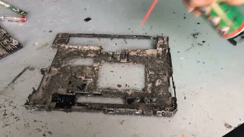 NO:9 Restoration a destroyed 20-year-old LENOVO aptop Rebuild and restore LENOVO aptops