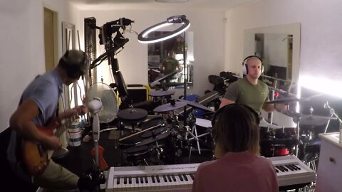 Apr 8, 2022 - SPACEY rock n' roll jam w/ tripped out delay effects (after minute 4) - JHE 1 of 3