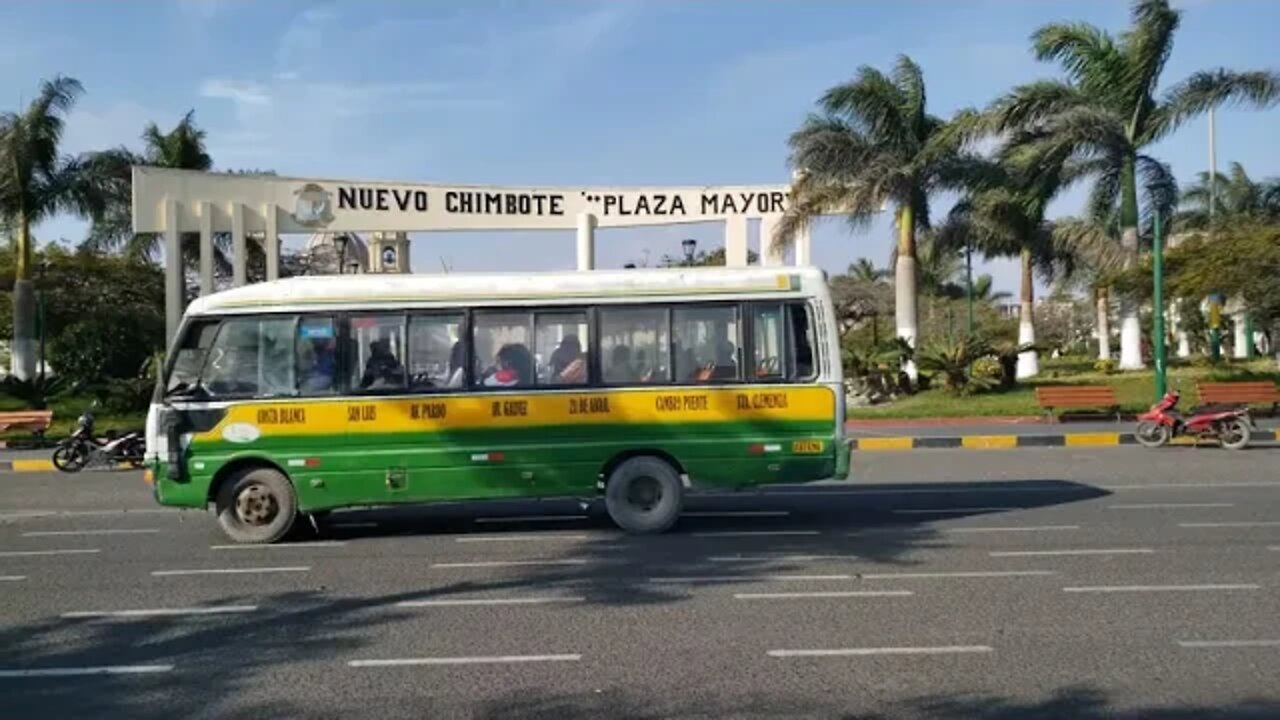 Plaza de Armas de Nuevo Chimbote - Perú - Video3