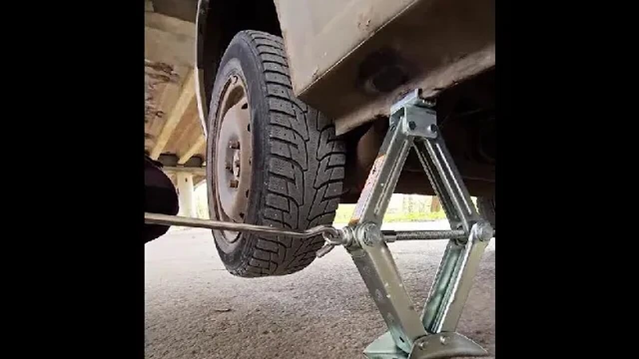 Experiment to repair wheels with foam