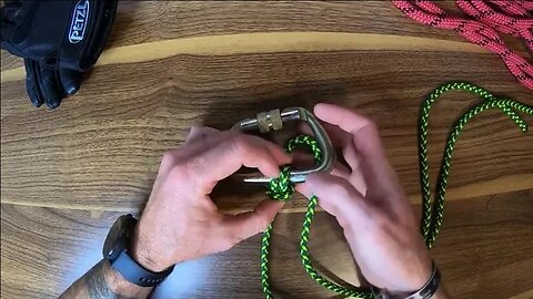 The Prussik Hitch/Knot | Military Knot Tying