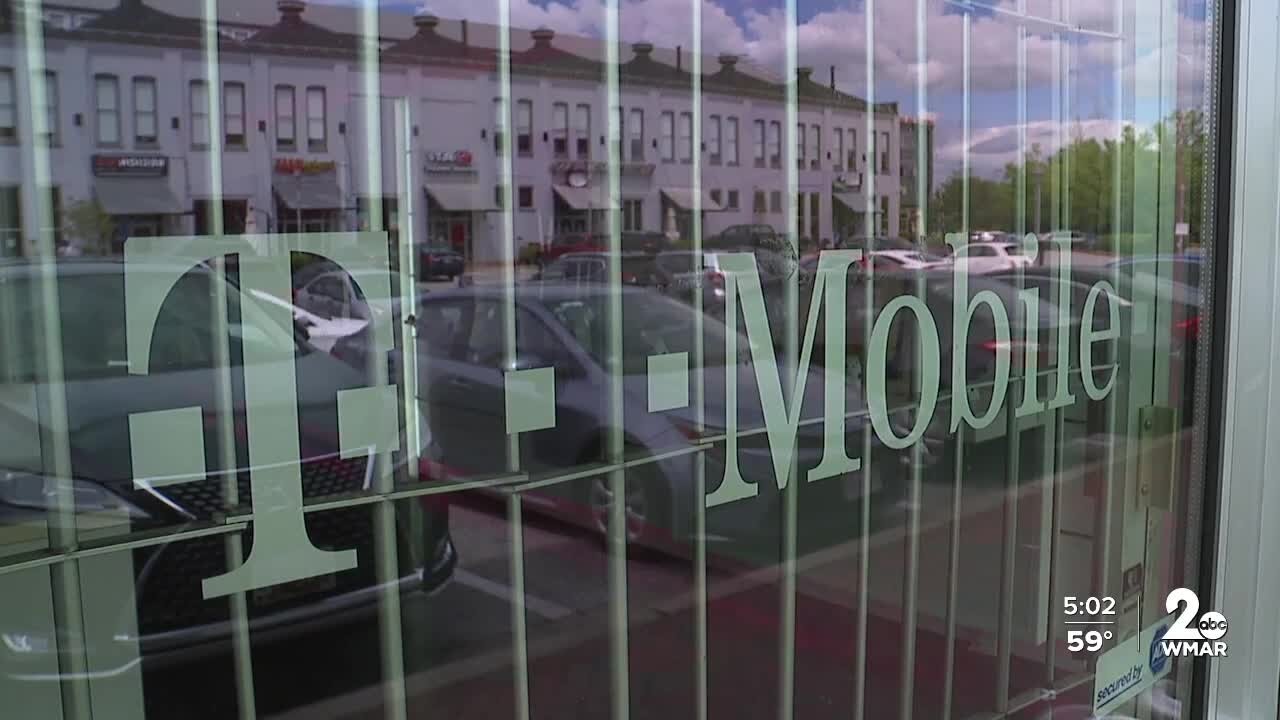 Employee shot during armed robbery at T-Mobile store in Canton