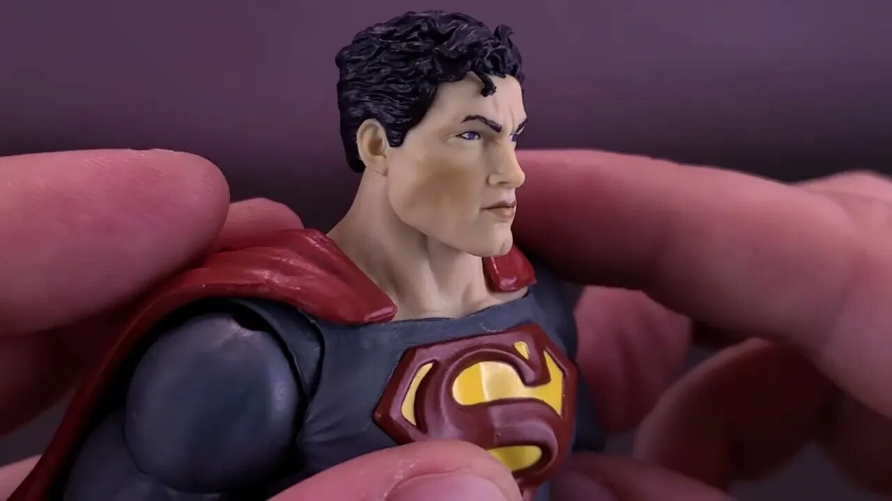 DC Direct Page Punchers Superman Figure Review @The Review Spot