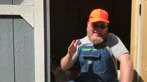 What is the difference between a homestead and small farm?