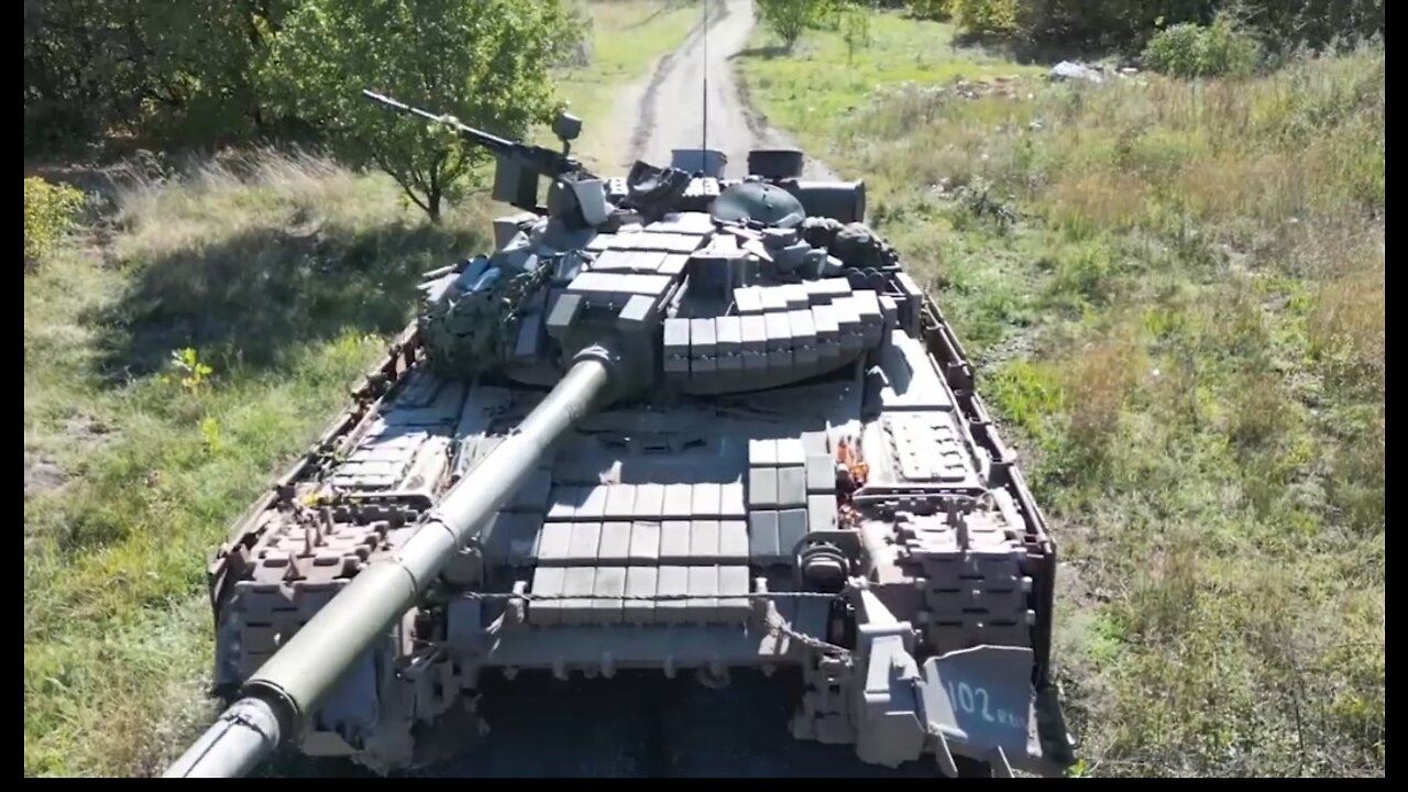 deNAZIfication - TANKS GOING IN - FORWARD RUSSIA