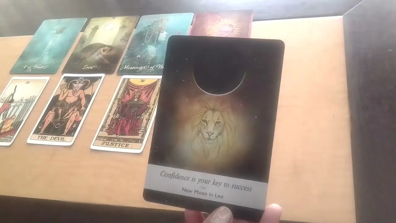 #tarot#capricorn Capricorn - Someone is coming to confess their love to you.You know this person