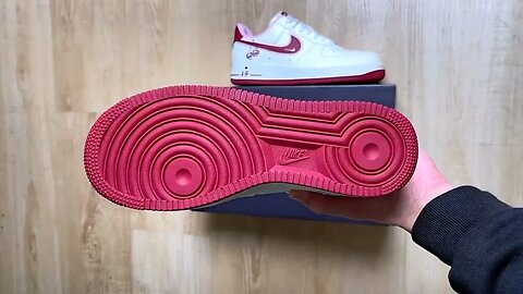 Air Force 1 Valentine's Day Review + Close up (xqyh33)