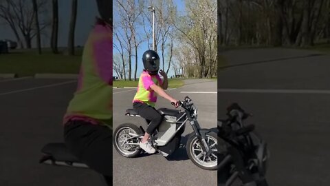 #shorts #2022 funny,prank,funjokes,dad jokes,funny memes,funny video,fun,laughing,funny animal,knock