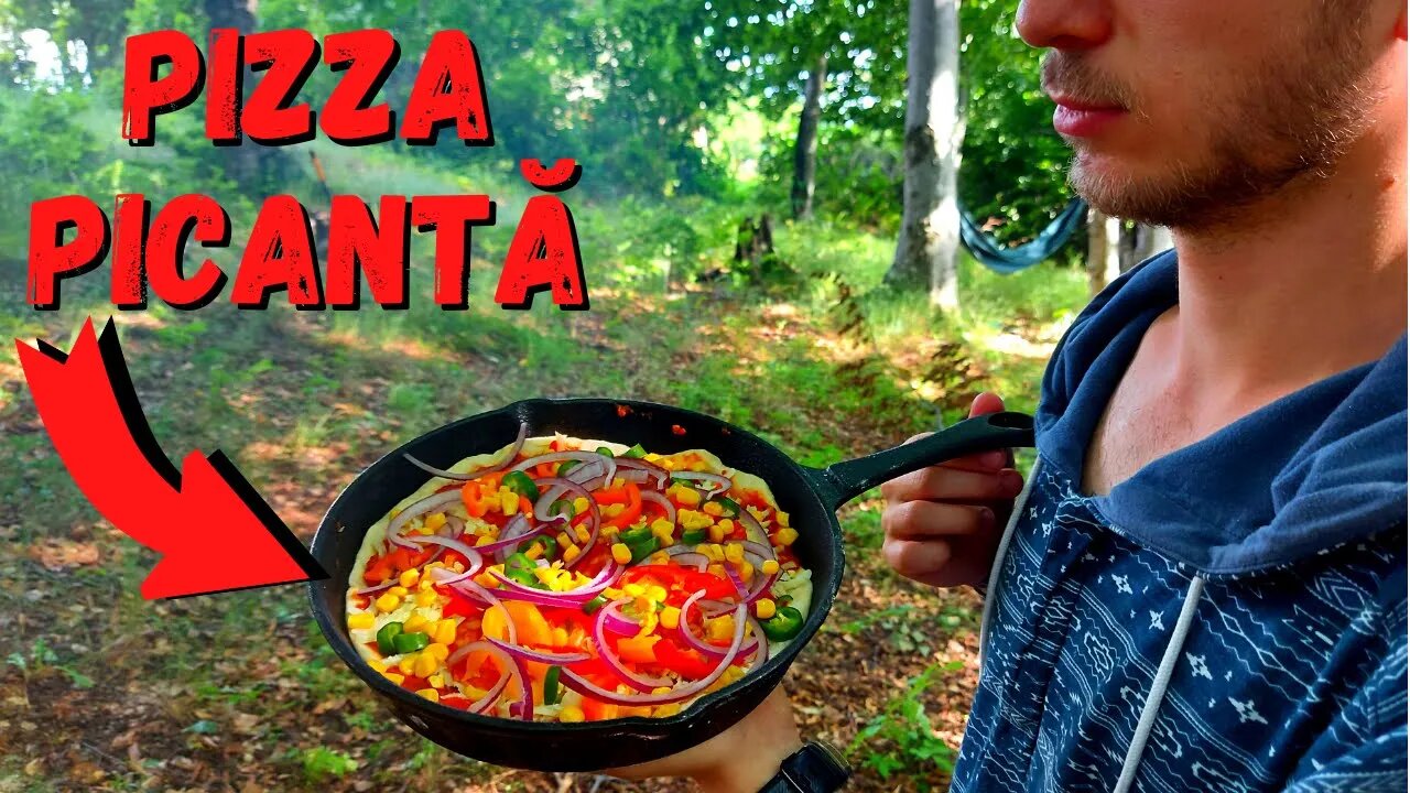 Pizza picantă de la 0 în pădure! #Shorts