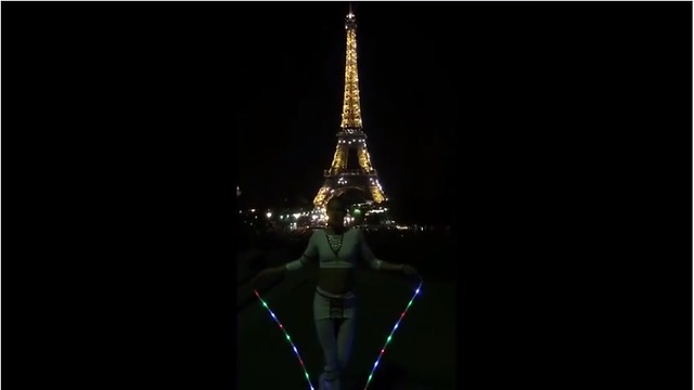 World's best jump roper performs in front of Eiffel Tower