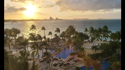 Cancun, Walking the Beach, East from Dream Sands